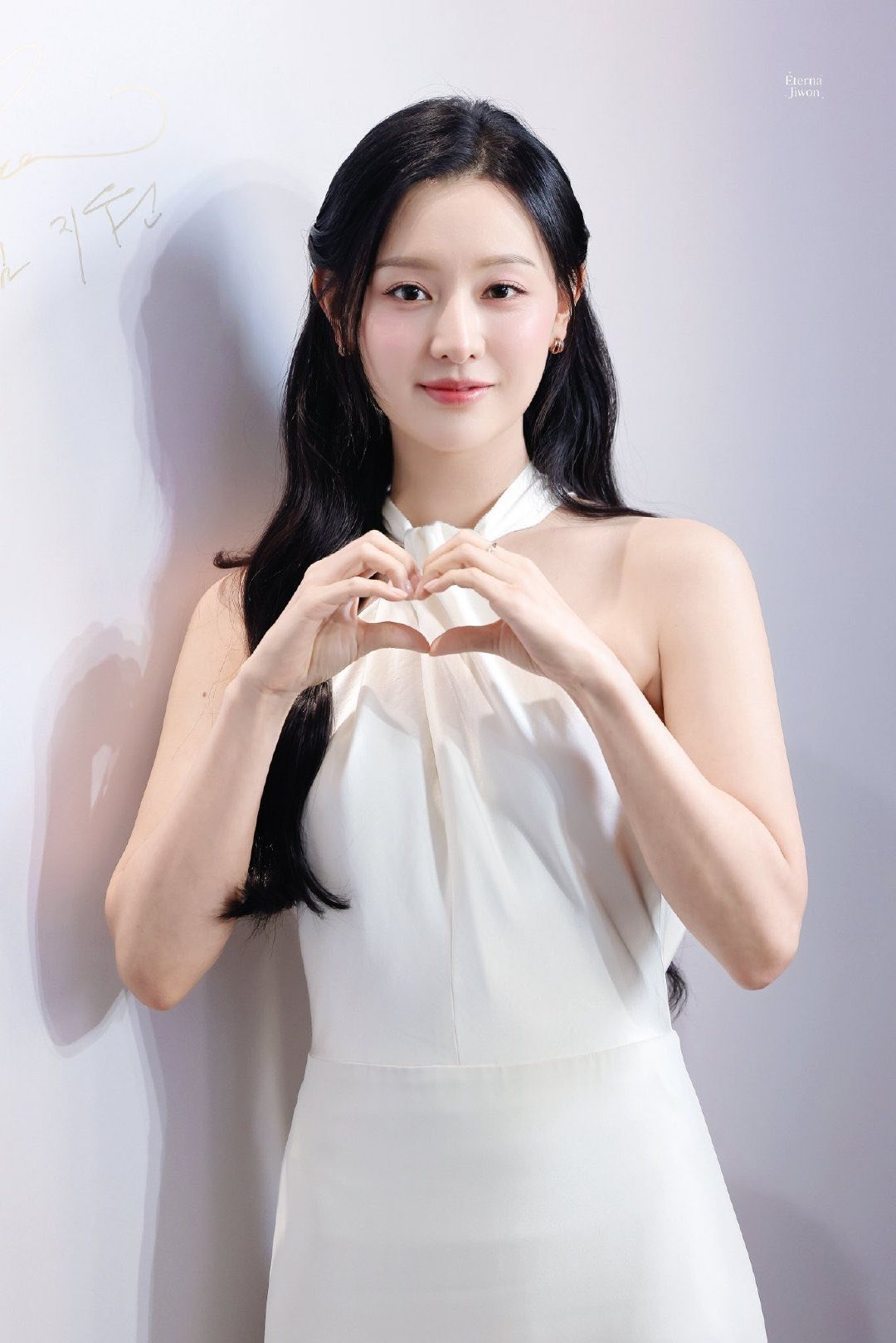 Kim Ji Won chung khung hình với Lý Hiện "tuyệt đối điện ảnh": Lộ 1 "cực phẩm" khiến ai cũng phải tấm tắc khát khao- Ảnh 7.