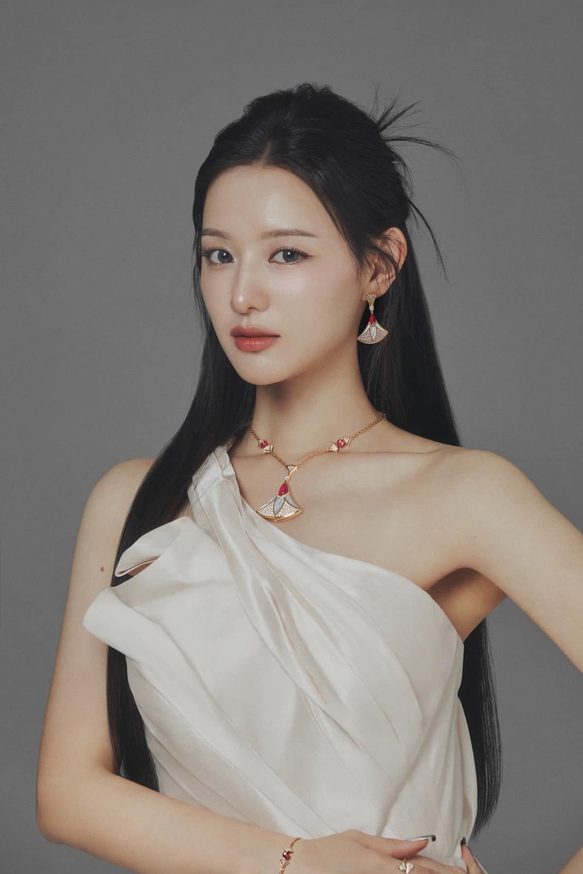 Kim Ji Won chung khung hình với Lý Hiện "tuyệt đối điện ảnh": Lộ 1 "cực phẩm" khiến ai cũng phải tấm tắc khát khao- Ảnh 8.