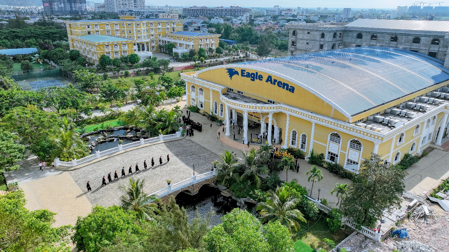 Học sinh tốt nghiệp APU năm 2025 nhận loạt học bổng danh giá từ các trường đại học top đầu thế giới- Ảnh 2.