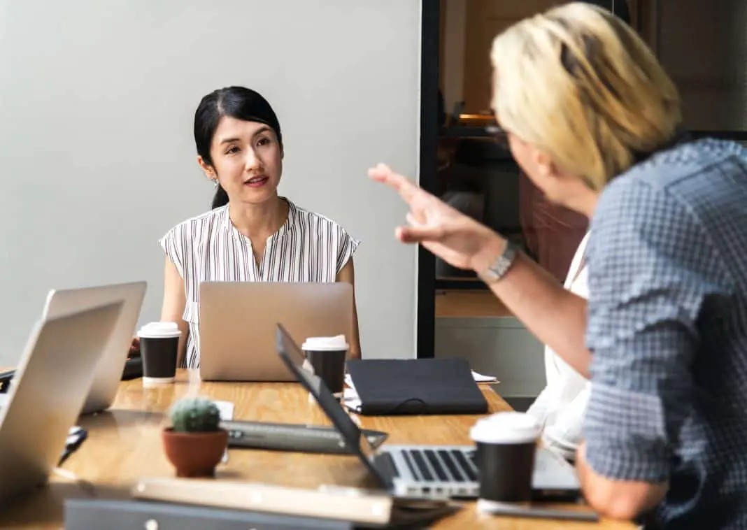 4 chiêu thức đối phó với người mưu mô nham hiểm: Ai cũng nên đọc để phòng thân!- Ảnh 1.
