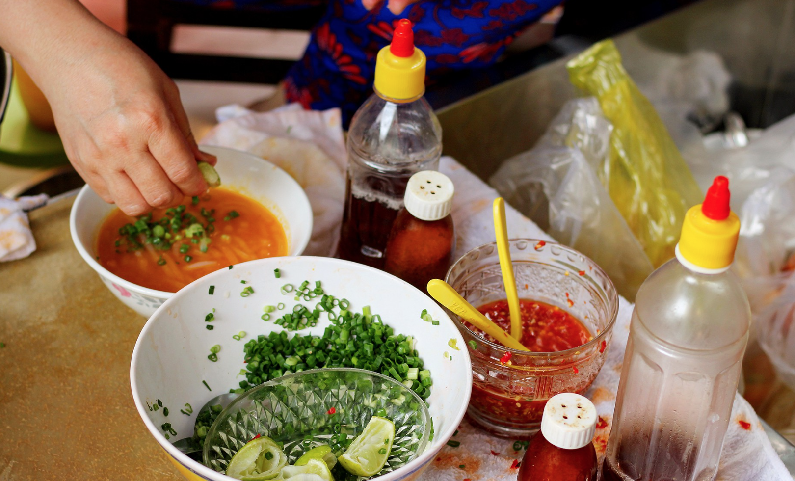 Bánh canh 1 giờ có gì mà vừa có thông tin đóng cửa đã khiến dân tình 