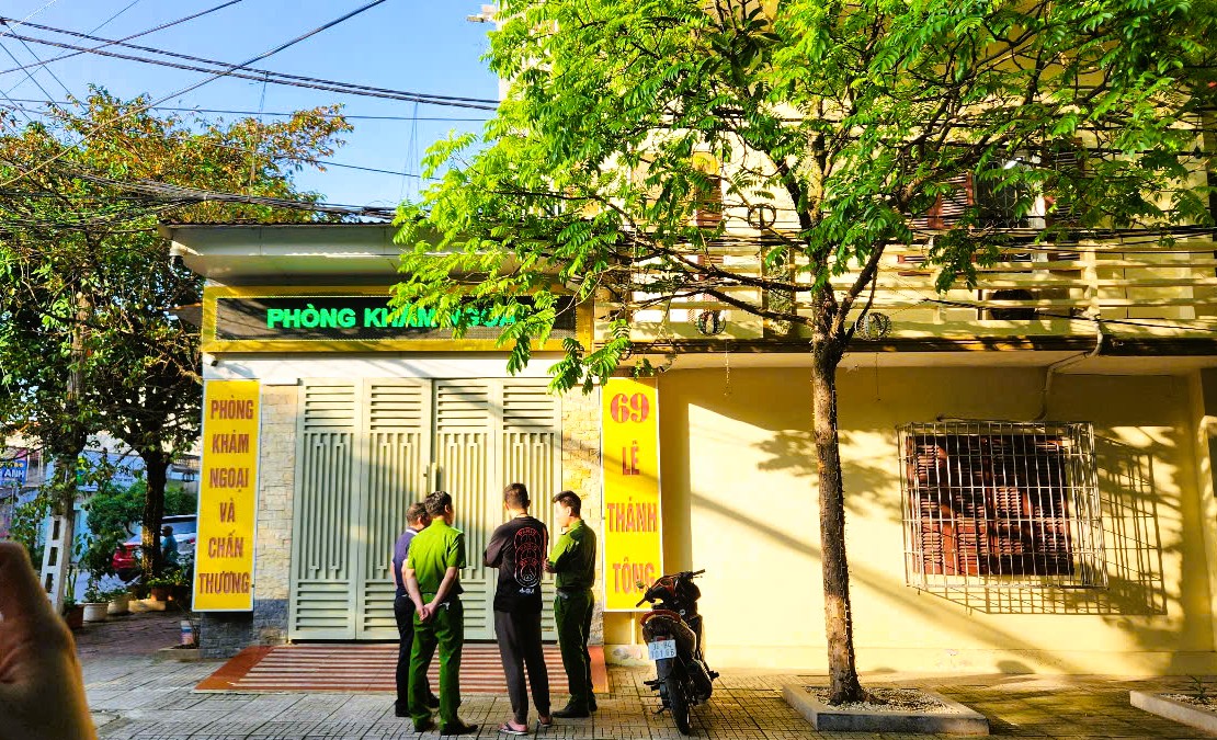 Người phụ nữ tử vong bất thường tại phòng khám tư- Ảnh 1.
