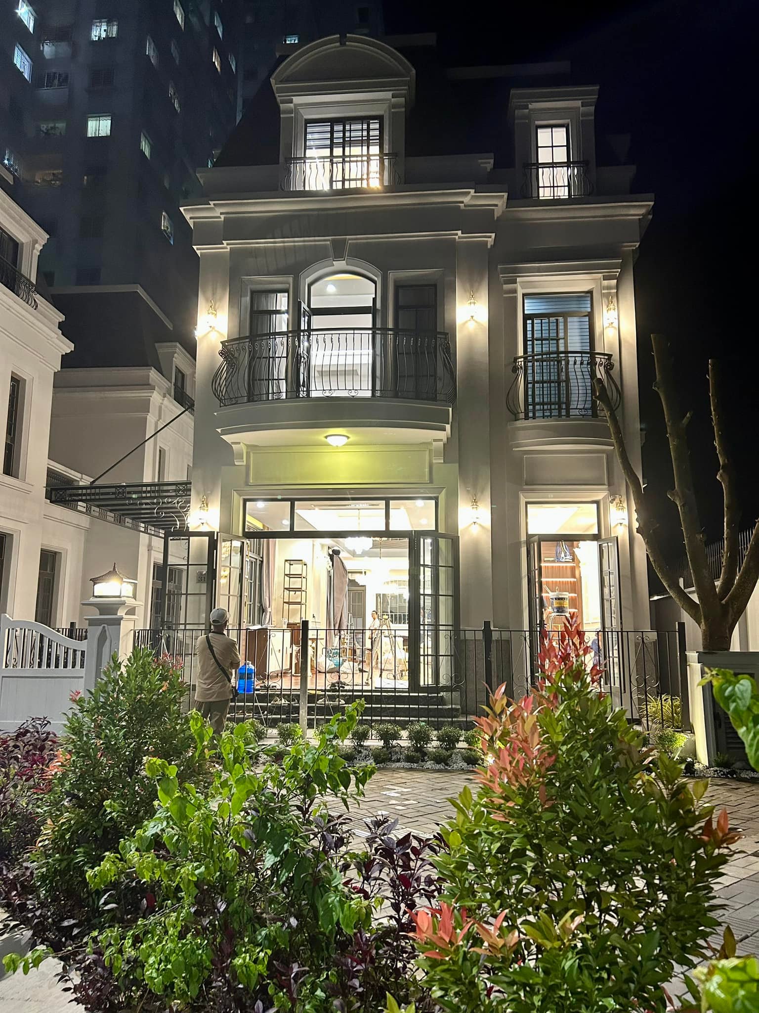 Câu hỏi lớn về 