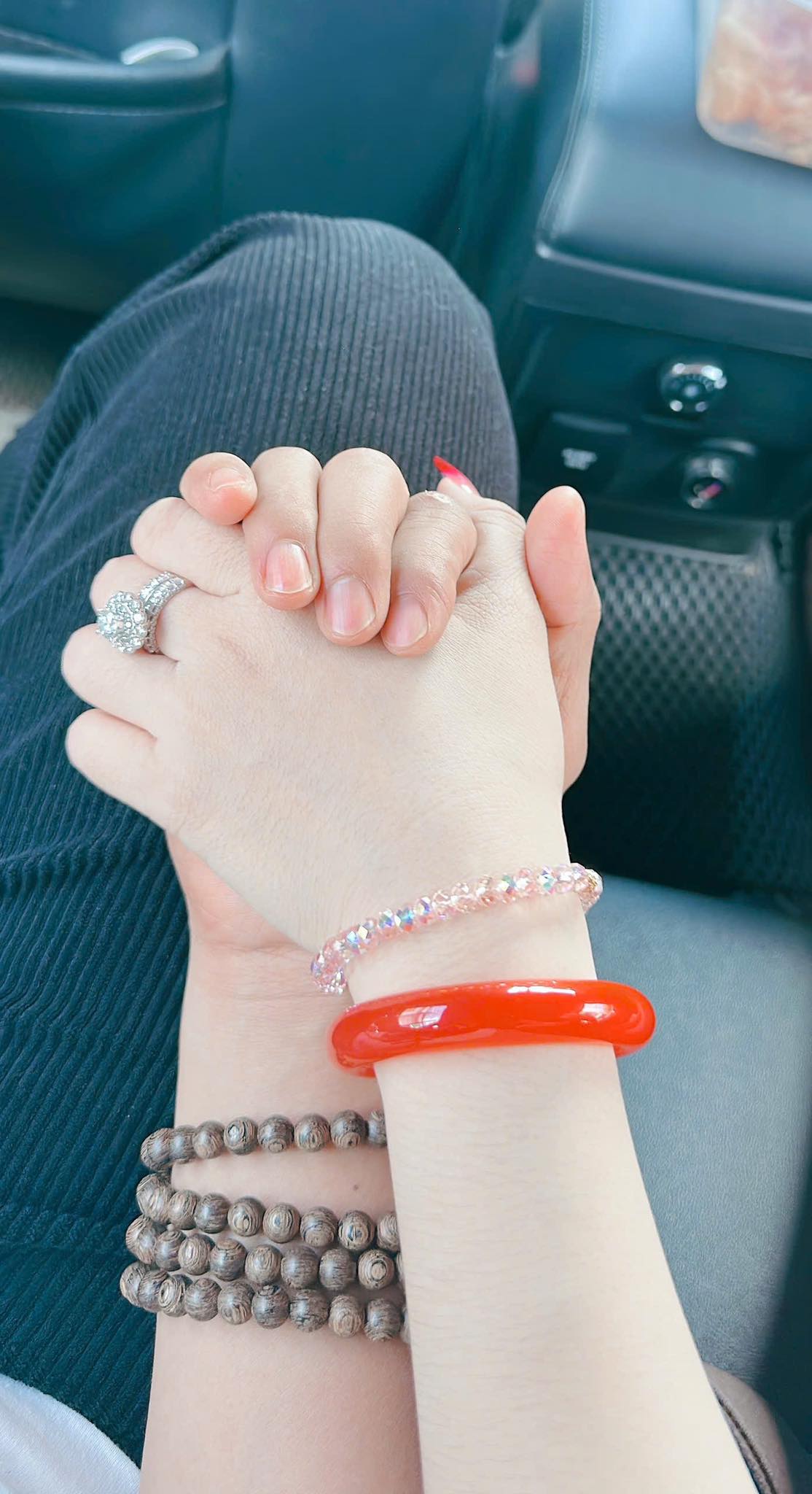 Nam nghệ sĩ đình đám công khai có bạn gái ở tuổi 43 sau nhiều năm độc thân- Ảnh 3.