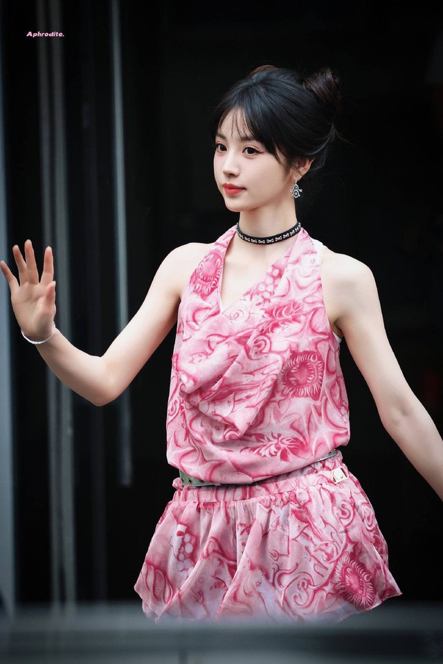 Mỹ nhân Trung Quốc tuyên truyền phim mới mà đẹp hết phần thiên hạ, style mướt mắt không thể không khen- Ảnh 7.