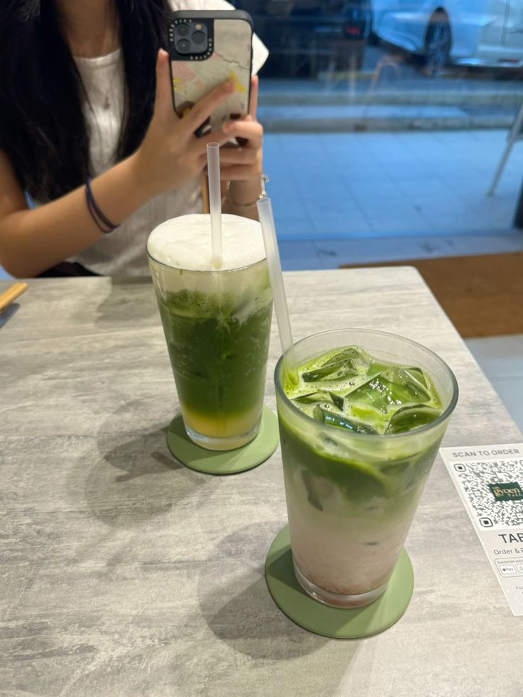 Cốc matcha latte 50k hôm nay sẽ khiến bạn mất 2 tỷ- Ảnh 1.