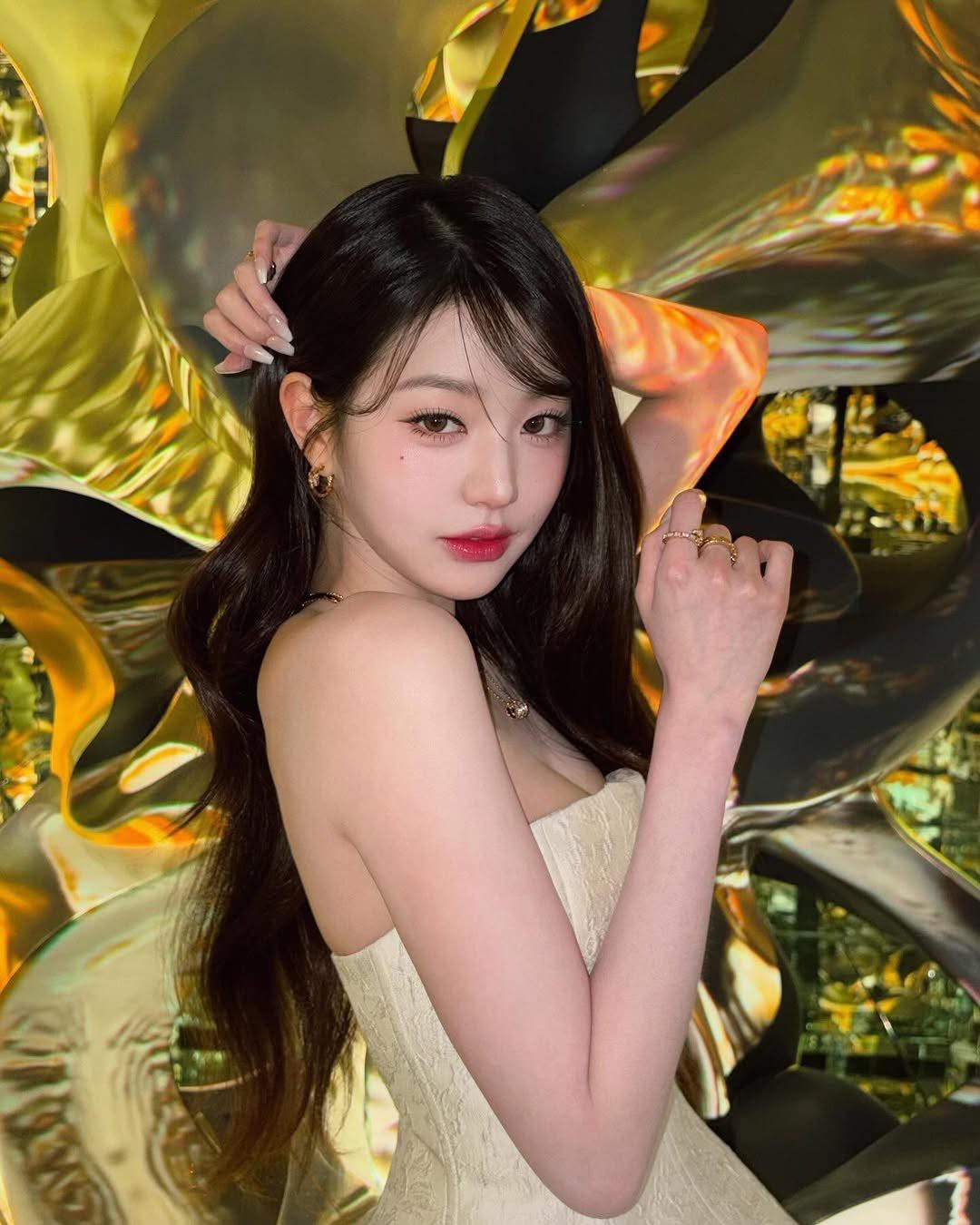 Tưởng Jang Won Young nhưng lại là mỹ nữ 4000 năm trên thảm đỏ: Nhan sắc này không ai giật spotlight nổi- Ảnh 6.