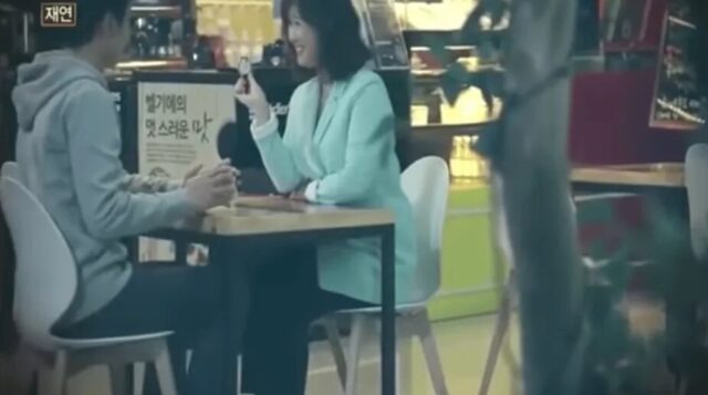 Vén màn sự thật 