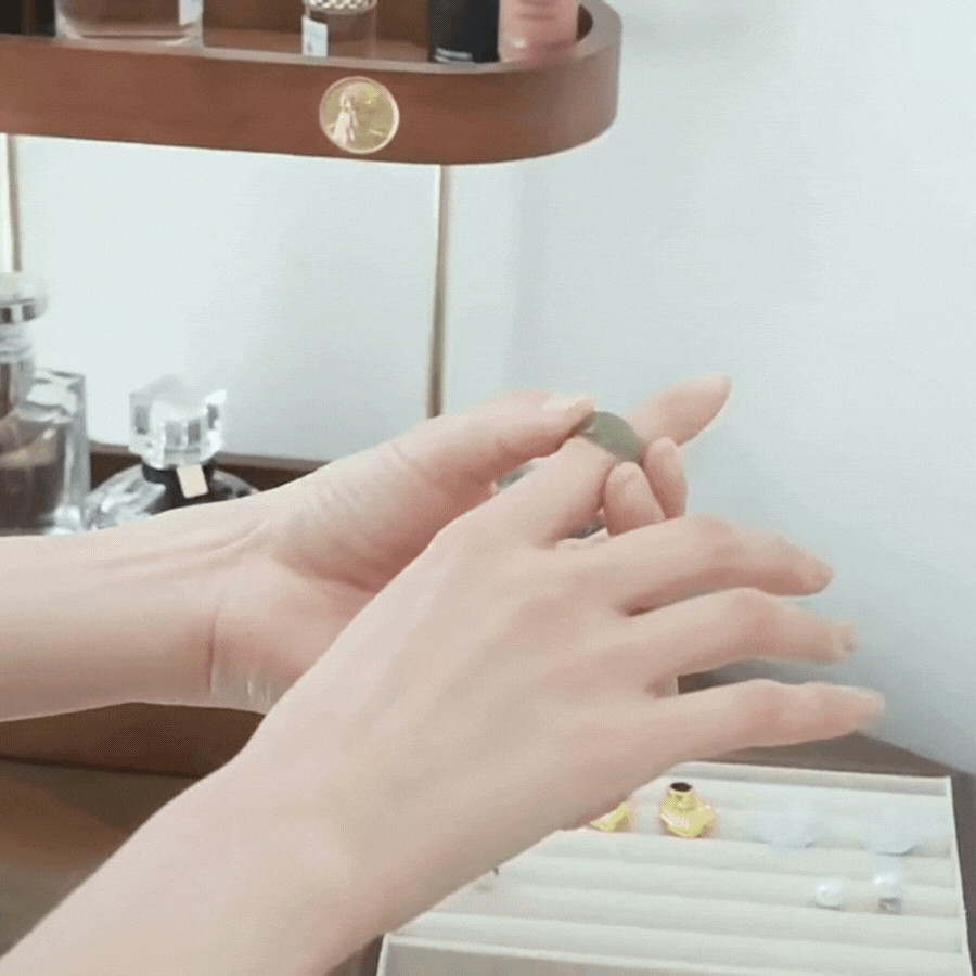 Đeo ngọc không chỉ đẹp mà còn đổi vận: 3 con giáp càng đeo càng sáng lộc, quý nhân vây quanh- Ảnh 1.