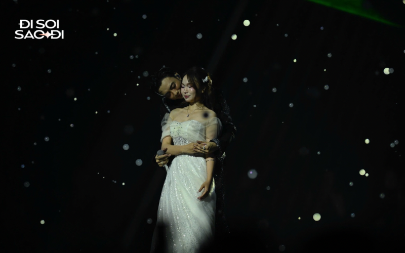 2 đêm concert ALL-ROUNDER: SOOBIN chơi tất tay từ âm nhạc, hình ảnh đến sân khấu, fan hỏi ngược lại “lãi ở đâu”?- Ảnh 8.