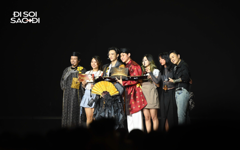 2 đêm concert ALL-ROUNDER: SOOBIN chơi tất tay từ âm nhạc, hình ảnh đến sân khấu, fan hỏi ngược lại “lãi ở đâu”?- Ảnh 11.
