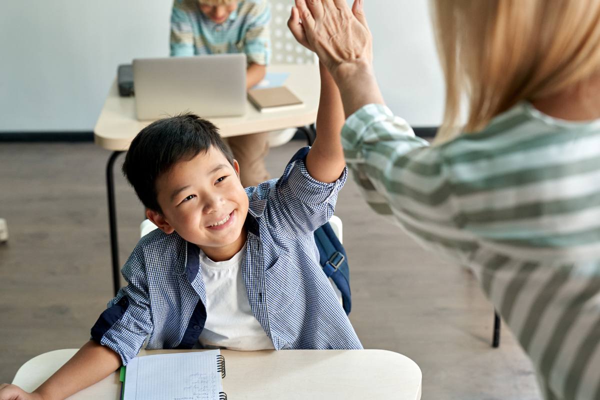 Tương lai con cái "hoá rồng hoá phượng" hay luẩn quẩn cối xay, đều phụ thuộc vào quyết định này của cha mẹ: Hãy cẩn trọng!- Ảnh 3.