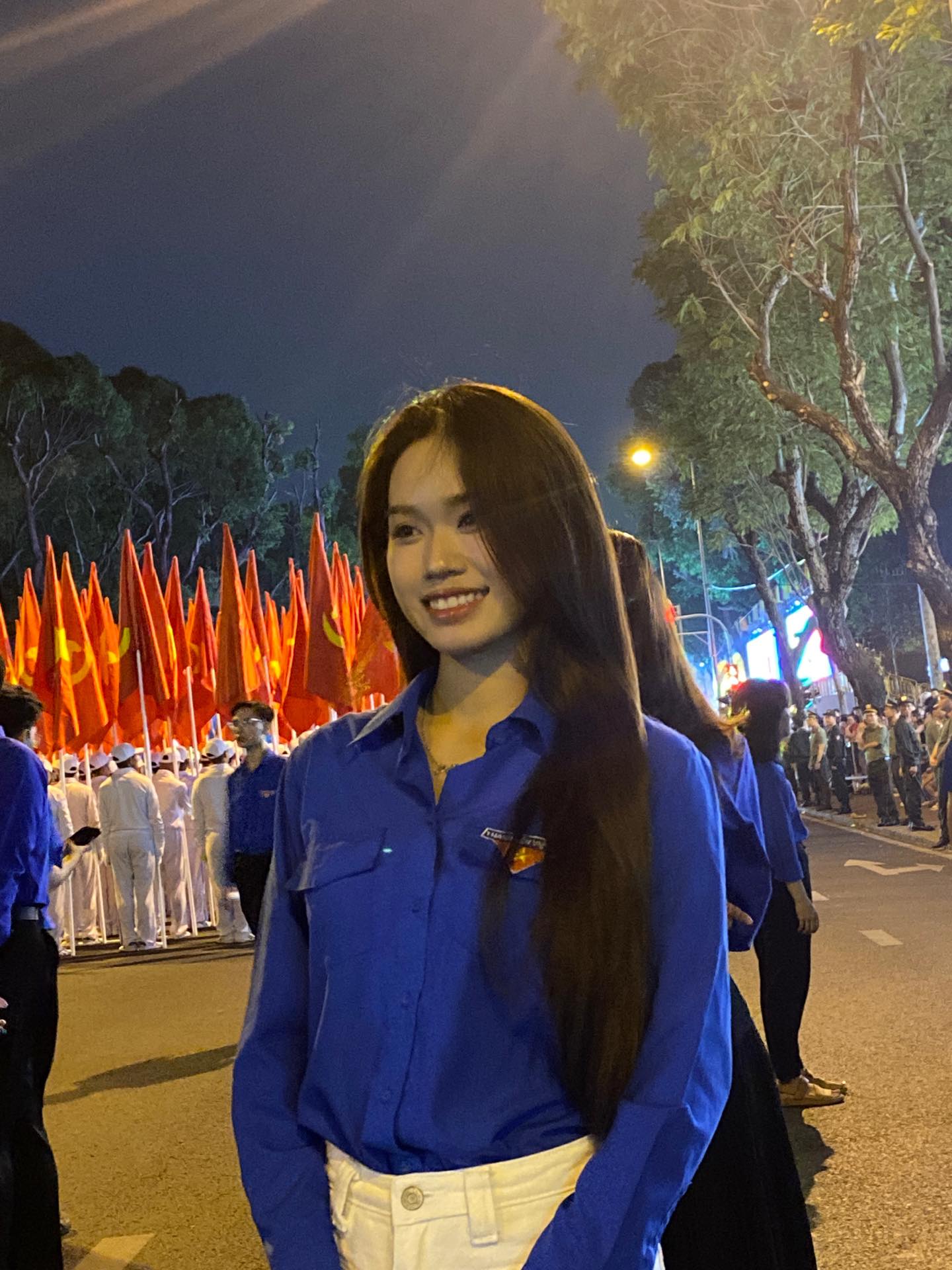 Nữ sinh ĐH Tôn Đức Thắng được tuyển chọn gắt gao để tham gia khối xe Nghi trượng tại Đại lễ 30/4- Ảnh 5.