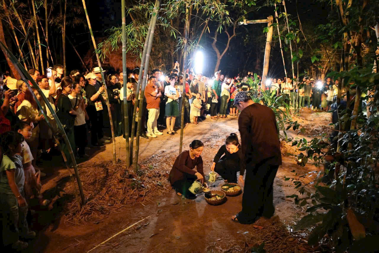 Dịp lễ 30-4: Nườm nượp khách đi Suối Tiên, Củ Chi, tour Biệt động Sài Gòn- Ảnh 8.