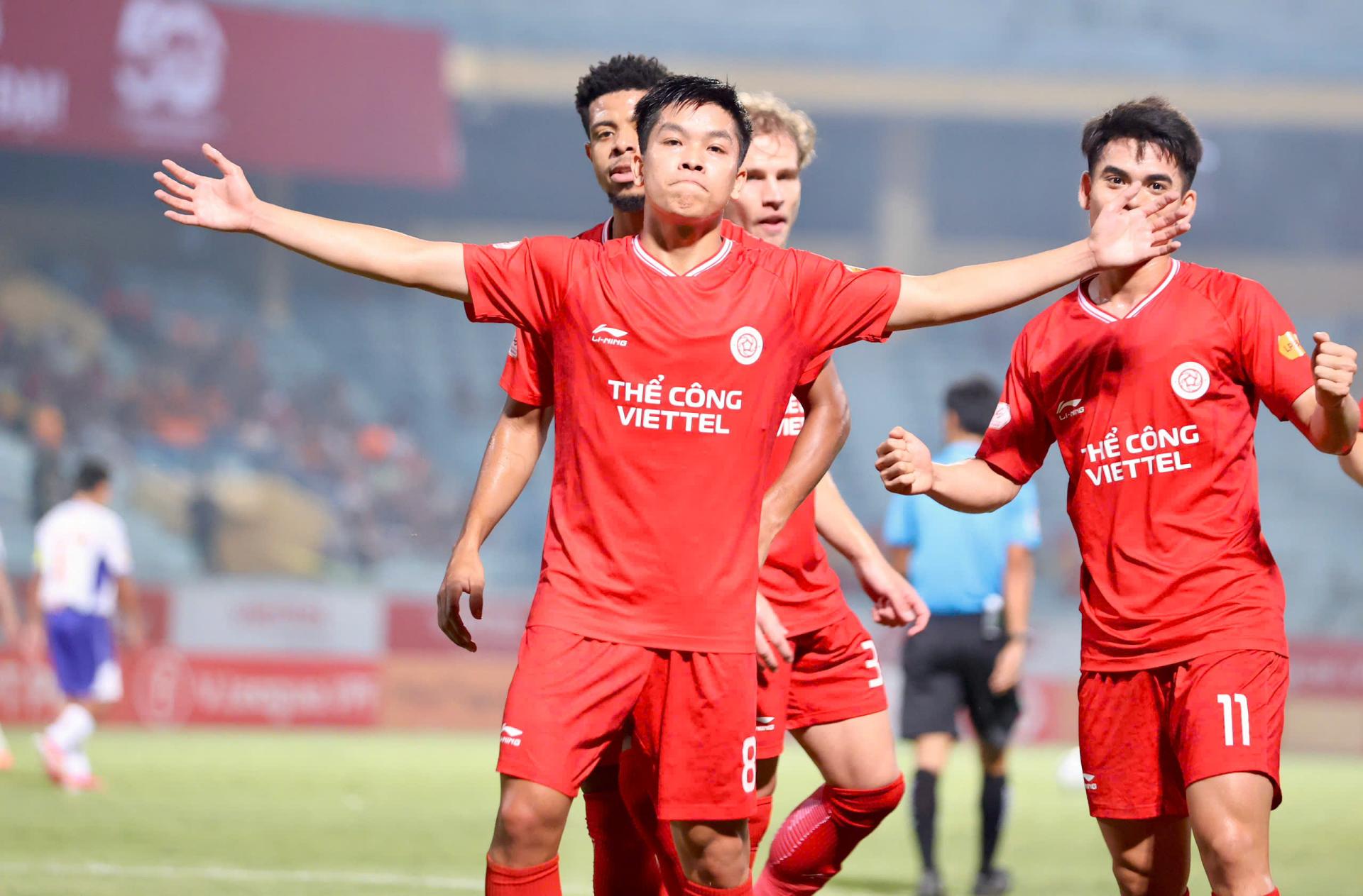 Đại thắng 6-0 ngày ra mắt, HLV châu Âu gửi “chiến thư” tới cả V.League cho cuộc đua vô địch- Ảnh 2.