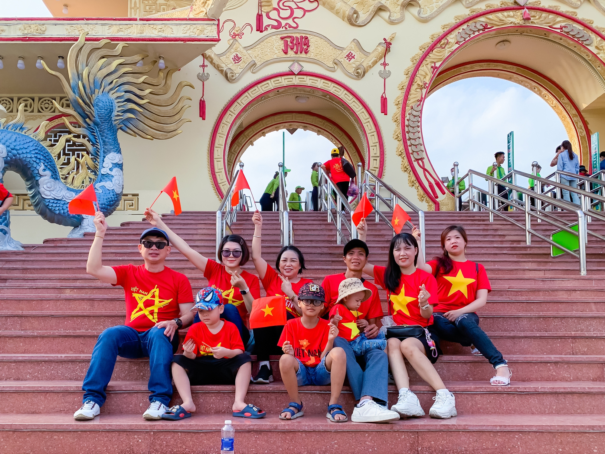 Dịp lễ 30-4: Nườm nượp khách đi Suối Tiên, Củ Chi, tour Biệt động Sài Gòn- Ảnh 4.