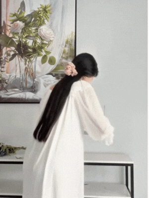 Clip phơi bày cuộc sống của Lọ Lem bên trong biệt thự, ái nữ hào môn tự tay làm 2 việc ai nhìn cũng 
