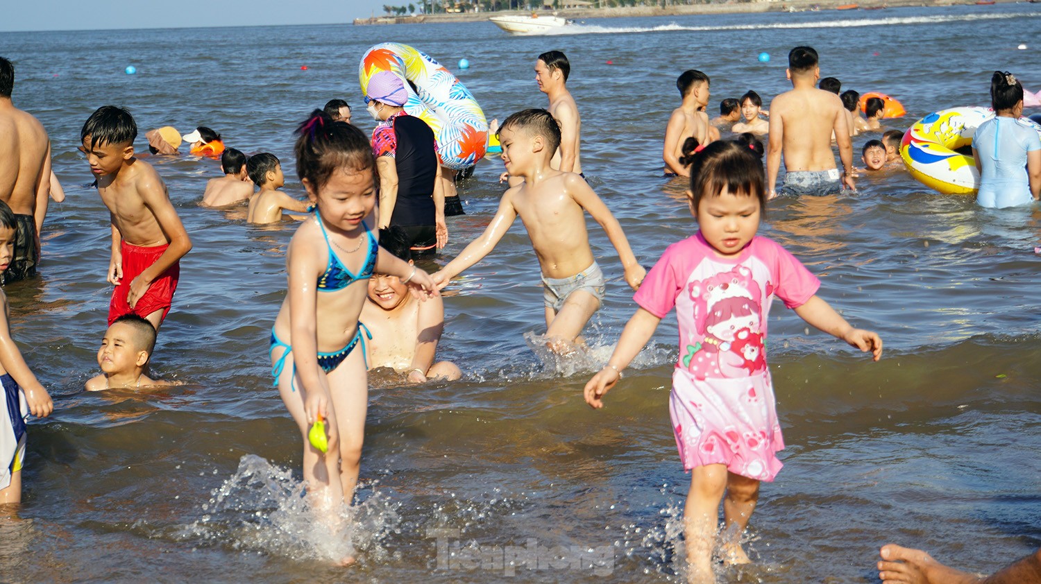 Choáng ngợp biển Đồ Sơn- Ảnh 8.