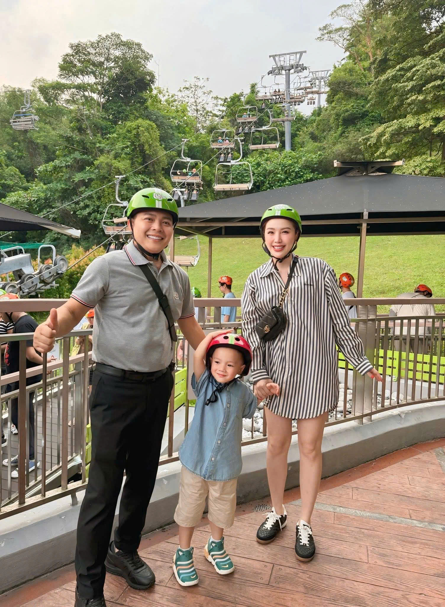 Sao nữ Vbiz tái mặt vì làm 1 việc, khiếp sợ tới mức chân tay ướt sũng- Ảnh 2. Sao nữ Vbiz tái mặt vì làm 1 việc, khiếp sợ tới mức chân tay ướt sũng- Ảnh 2.
