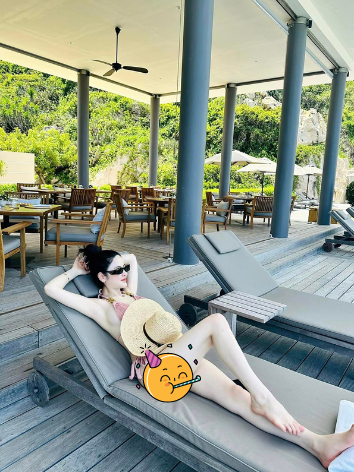 Top 5 nàng WAGs diện bikini đẹp nhất: Yến Xuân hay Doãn Hải My, Chu Thanh Huyền 