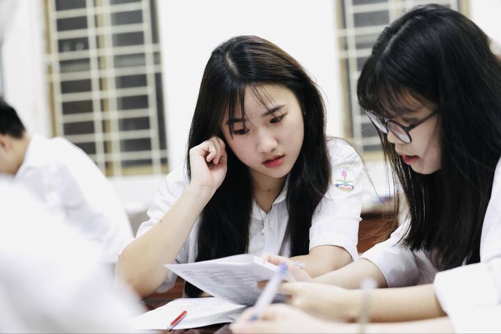 3 ngành học lương cao, không lo thất nghiệp phù hợp nữ giới học giỏi Toán- Ảnh 1.