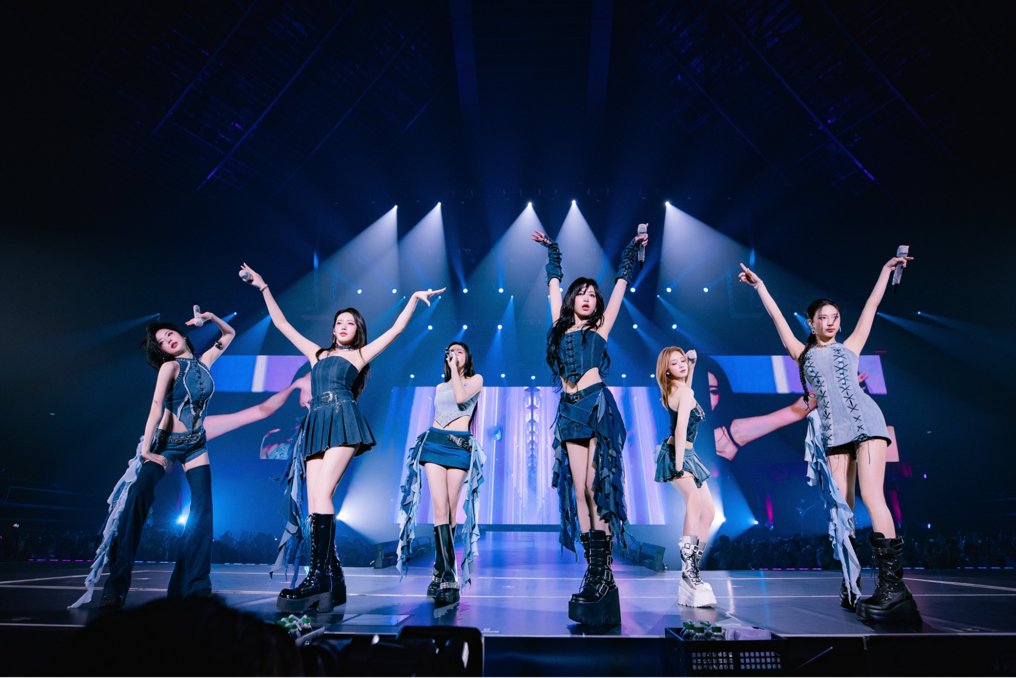 Tình thế bất ổn của “em gái BLACKPINK” trước 1 ngày sang Việt Nam- Ảnh 4.