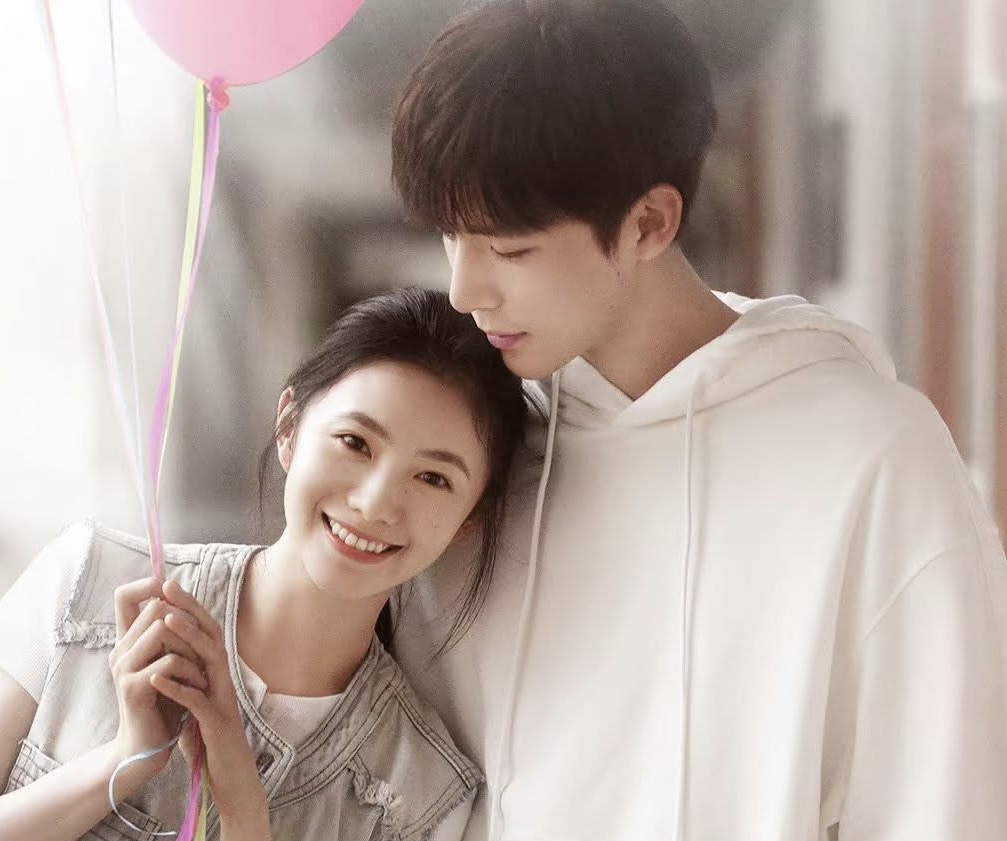 Phim ngôn tình Trung Quốc hay nhất hiện tại: Cặp chính bùng nổ visual, chemistry cuốn đến từng giây- Ảnh 1.