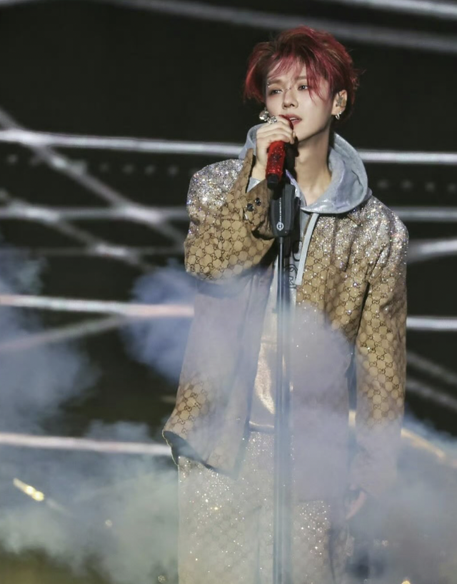 Một đỉnh lưu trở lại sau khi bị “phong sát” nhẹ, nhan sắc “ăn thịt đường tăng” mãi không chịu già- Ảnh 5. Một đỉnh lưu trở lại sau khi bị “phong sát” nhẹ, nhan sắc “ăn thịt đường tăng” mãi không chịu già- Ảnh 5.