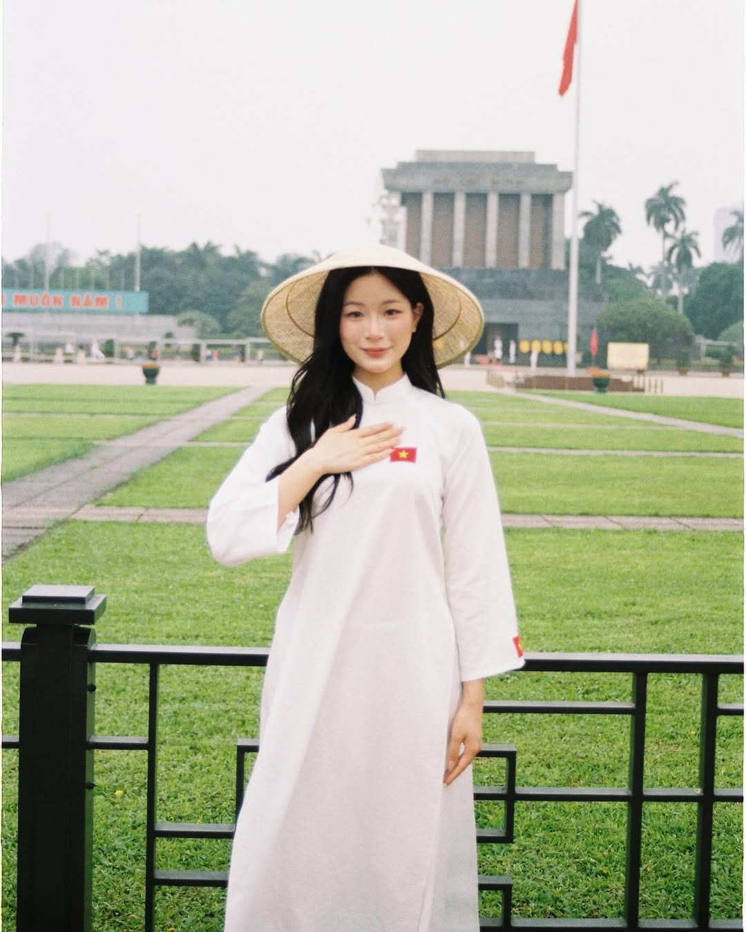 Say đắm tủ đồ của nàng fashion blogger Việt, sành điệu cỡ này thì bảo sao 700k người ấn follow- Ảnh 3.
