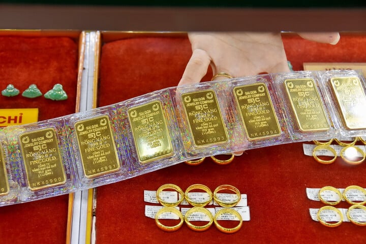 SJC làm ăn ra sao trong hơn 10 năm độc quyền vàng miếng?- Ảnh 1.