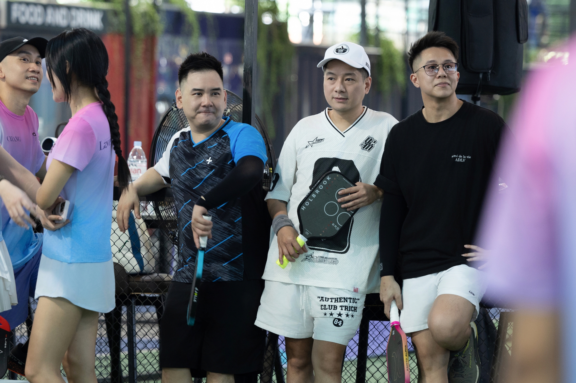 Giải pickleball Vbiz: Hiền Hồ ẵm cúp vô địch, Bảo Thy - tình cũ Hoa hậu Hương Giang thi đấu rực lửa!- Ảnh 2.