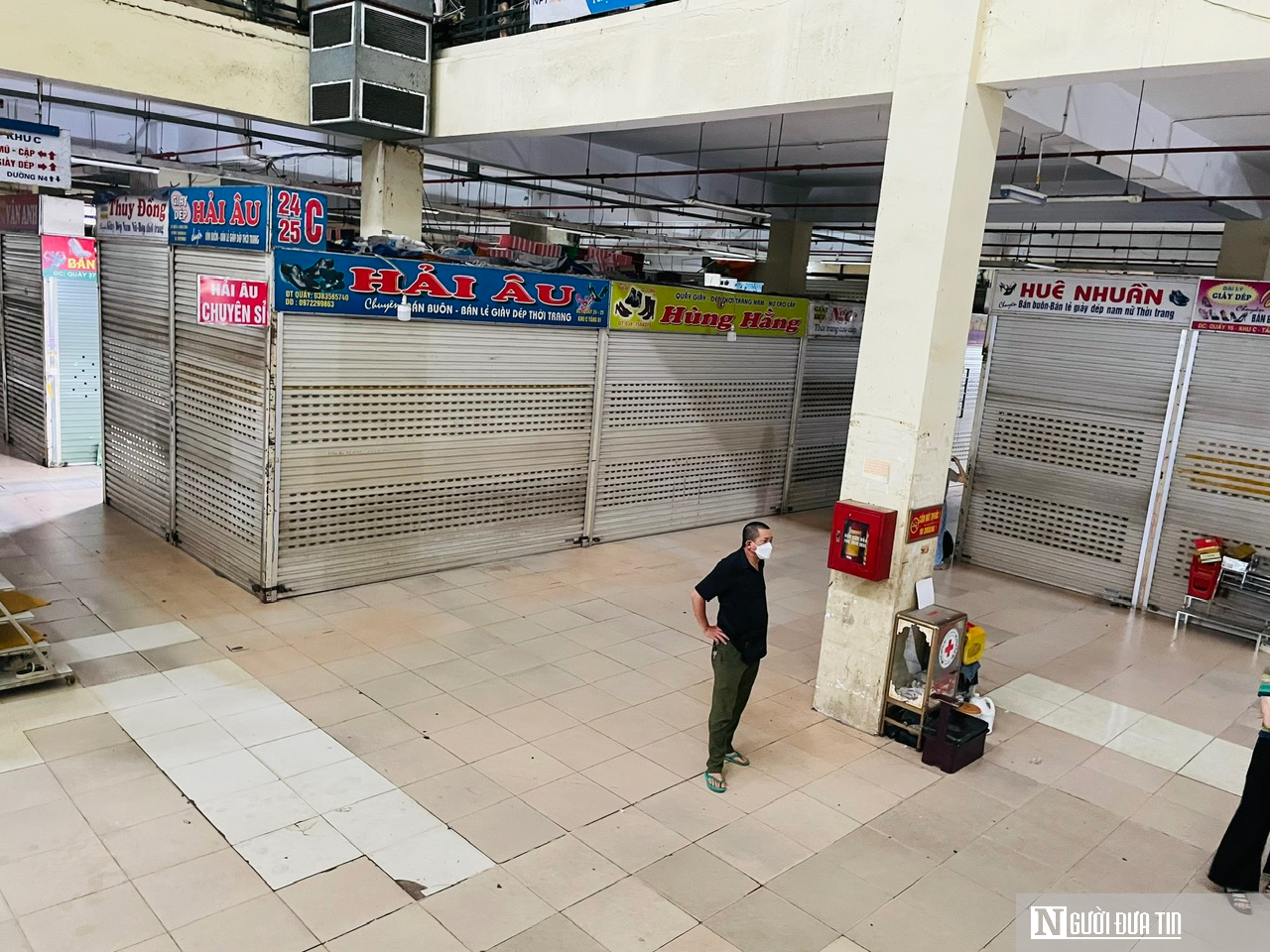 Hé lộ nguyên nhân khiến hàng loạt ki ốt chợ lớn nhất Nghệ An bất ngờ đóng cửa- Ảnh 4.