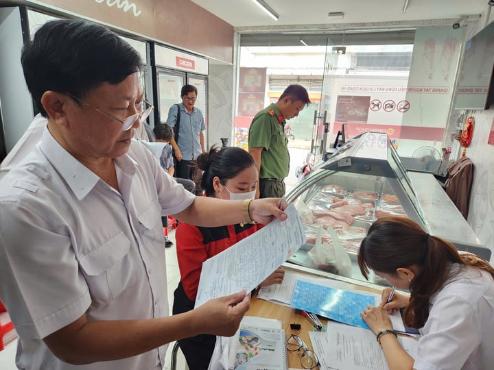 Trước khi bị tố bán thịt heo bẩn, Công ty C.P. Việt Nam kinh doanh thế nào?- Ảnh 2.