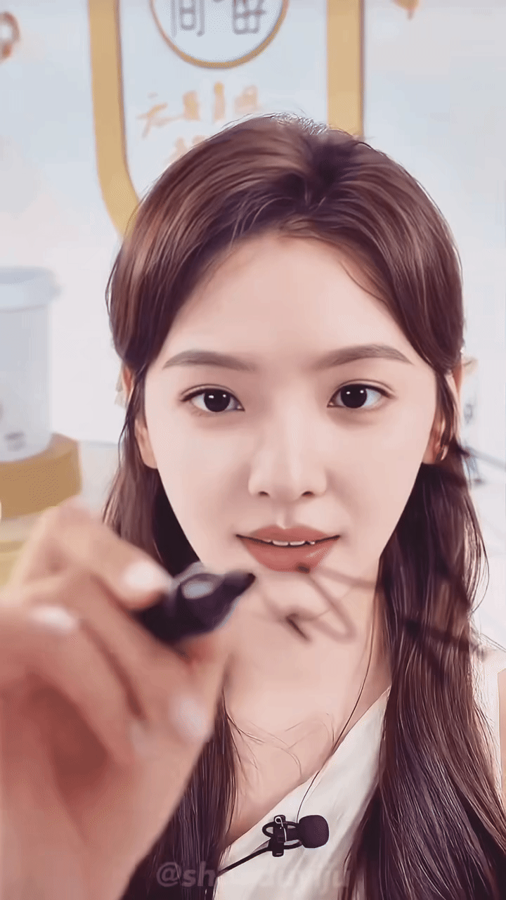 Netizen gọi tên top mỹ nam, mỹ nữ vượt ải “kính chiếu yêu” của Cbiz: Cận tới đâu cũng vẫn đẹp như phim điện ảnh- Ảnh 4.