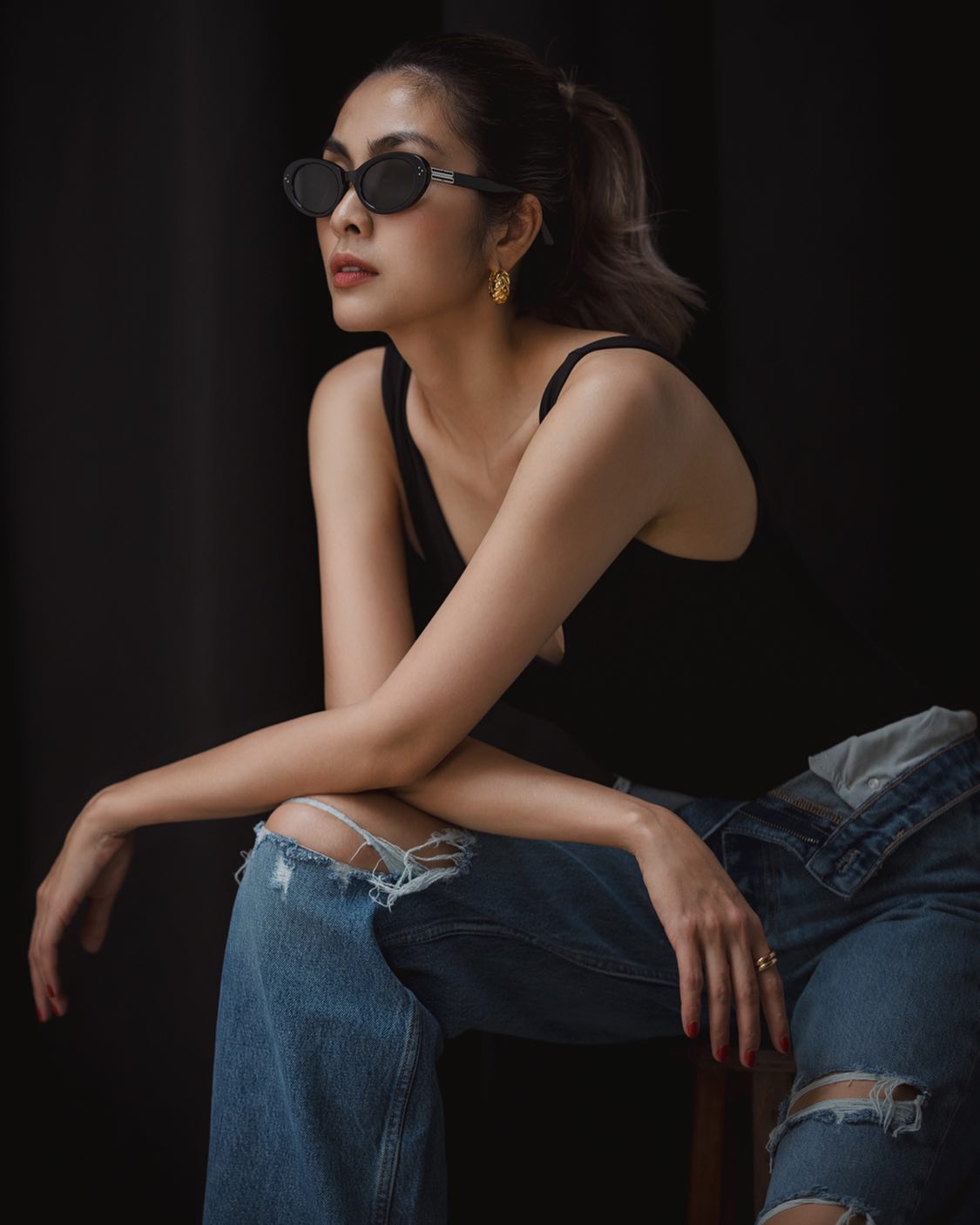 7 "bàn tay ngọc" của showbiz Việt: Số 1 đúng chuẩn tay phu nhân, muốn khổ cũng khó- Ảnh 24.