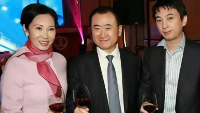 Người cha tỷ phú của 