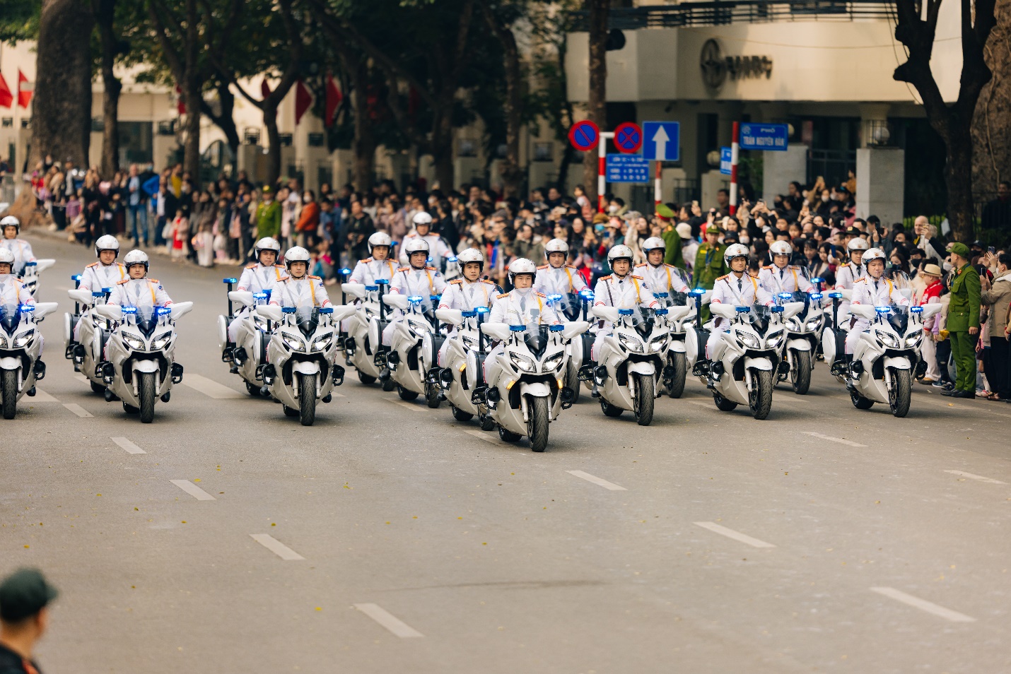 Gala âm nhạc “Vinh quang Công an nhân dân Việt Nam” đếnThành phố Hồ Chí Minh- Ảnh 1.
