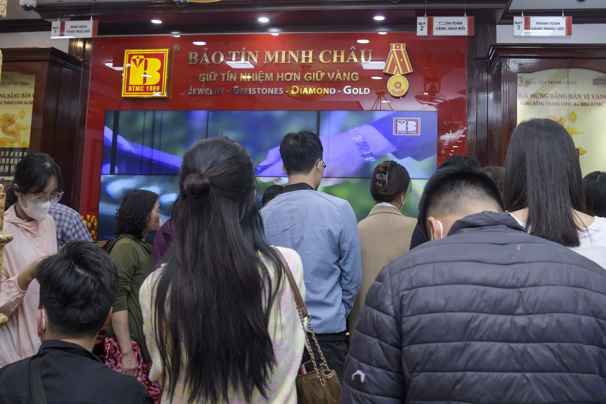 Bảo Tín Minh Châu - "đế chế" vàng ở Hà Nội kinh doanh ra sao?- Ảnh 1.
