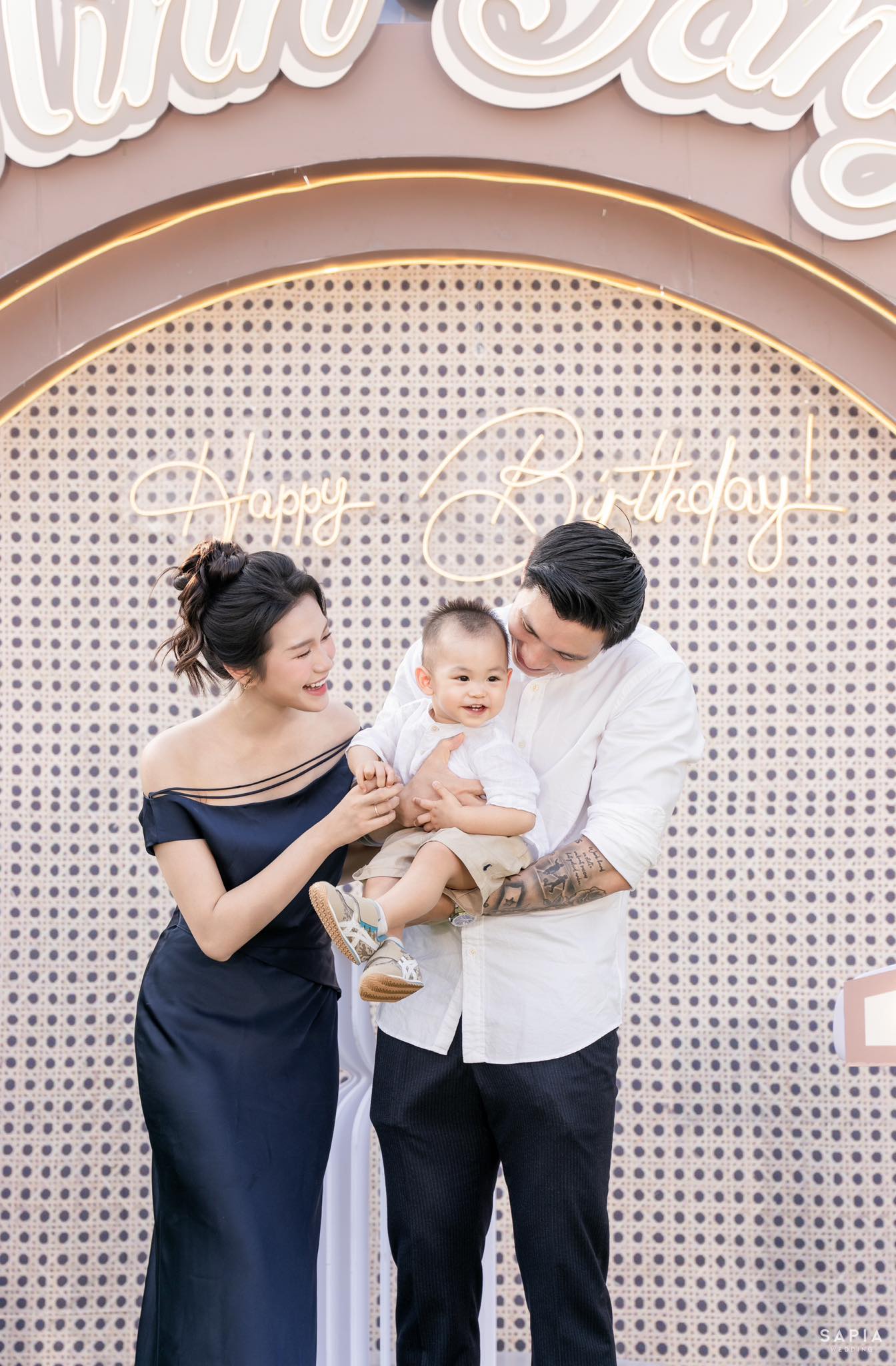 X&ocirc;n xao visual ngọt ng&agrave;o Do&atilde;n Hải My, thần th&aacute;i chuẩn tiểu thư l&aacute; ngọc c&agrave;nh v&agrave;ng, đ&ocirc;i ch&acirc;n d&agrave;i nuột n&agrave; mới chiếm 