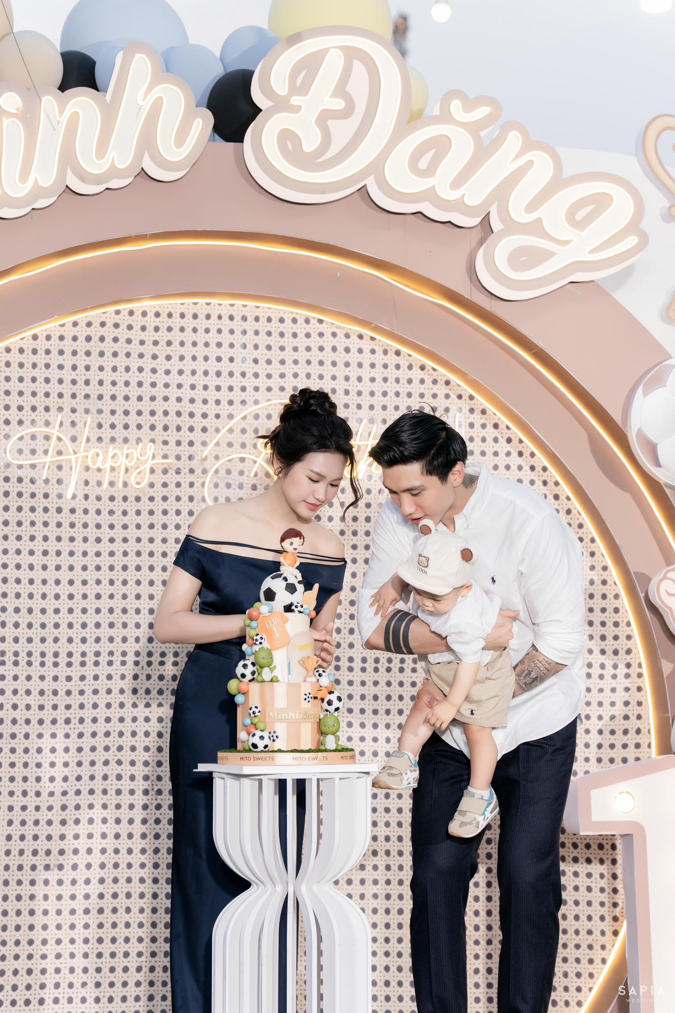 X&ocirc;n xao visual ngọt ng&agrave;o Do&atilde;n Hải My, thần th&aacute;i chuẩn tiểu thư l&aacute; ngọc c&agrave;nh v&agrave;ng, đ&ocirc;i ch&acirc;n d&agrave;i nuột n&agrave; mới chiếm 