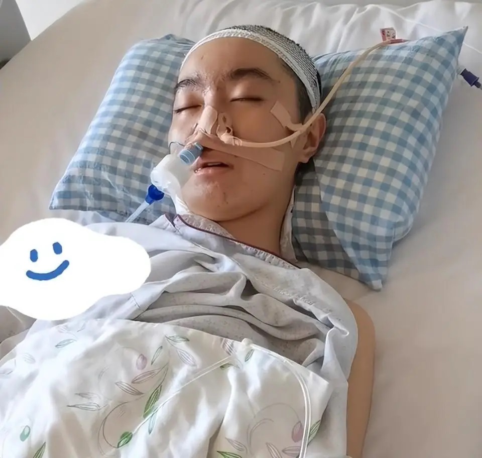 Bước đường cùng của sao nhí giả dối nhất Trung Quốc- Ảnh 4. Bước đường cùng của sao nhí giả dối nhất Trung Quốc- Ảnh 4.