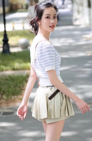 Nữ thần chơi đàn nhưng bóng lưng lại gây sốt: 1 thập kỷ giữ cân nặng 42kg và làn da mướt mắt nhờ 2 cách- Ảnh 8.