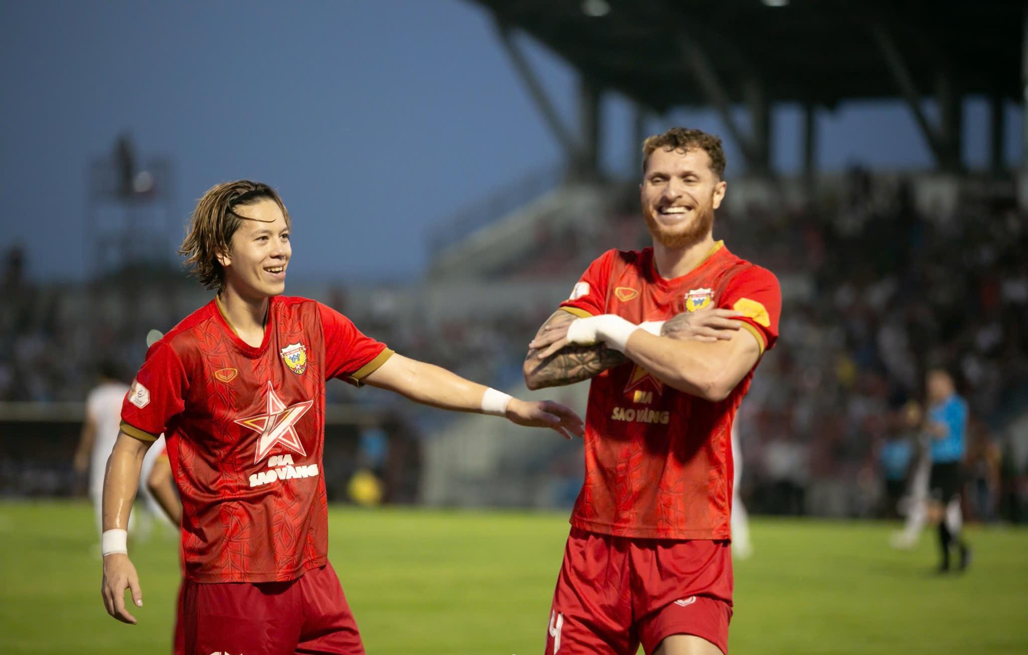 Hai trò cũ thầy Park cùng lập công, “đại gia” V.League lâm nguy bởi đội bóng của sao Việt kiều- Ảnh 2.