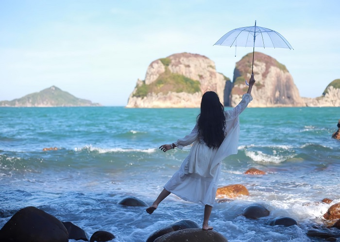 1 địa điểm được ví là “thủ phủ du lịch biển miền Bắc”: Đón gần 1 triệu lượt khách trong dịp 30/4-1/5 năm nay, xe cộ đổ về kín đường- Ảnh 4.
