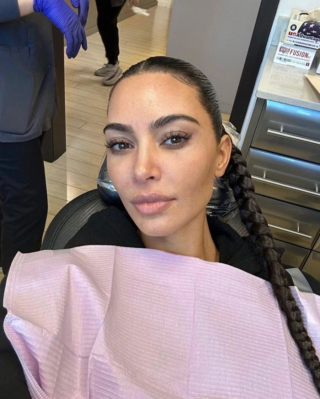 Sao Hollywood chi gần 120.000.000VNĐ/lần "bơm" collagen, không ngớt lời ca ngợi đây là phương pháp giúp săn chắc da bậc nhất- Ảnh 2.