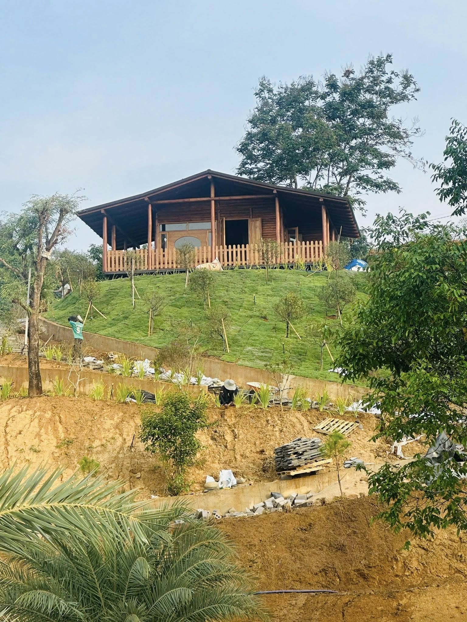 Nam nghệ sĩ rời biệt phủ cổ giá 100 tỷ ở Đồng Nai, xây resort mới để ở, có con gái đẹp như hoa hậu- Ảnh 6.