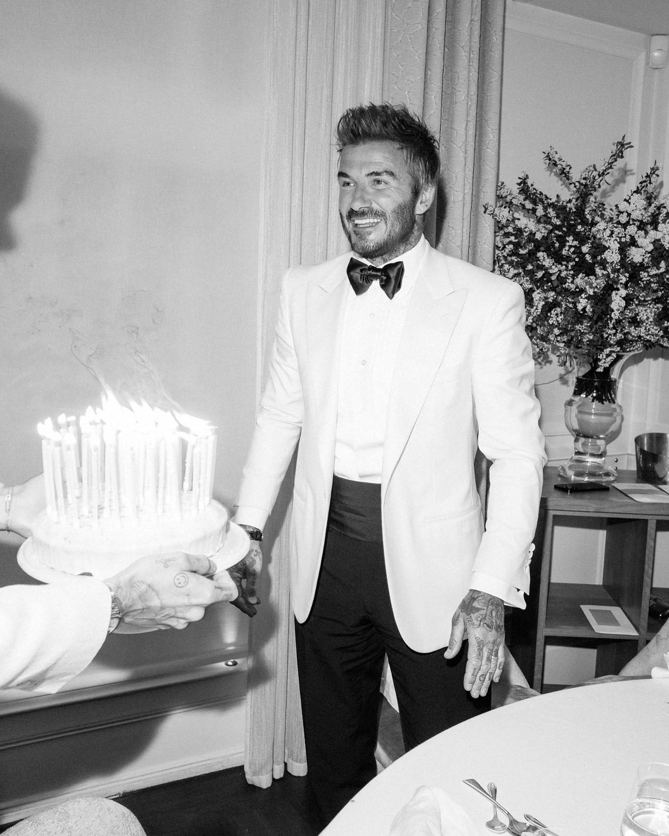 Bộ ảnh của gia đ&igrave;nh Beckham trong bữa tiệc xa hoa quy tụ d&agrave;n sao Hollywood, bất chấp tin đồn rạn nứt- Ảnh 5.