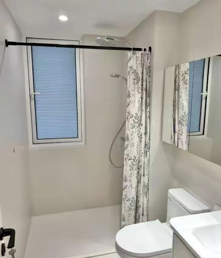 Càng sống lâu tôi càng thấm thía: 5 món đồ này KHÔNG cần mua đắt, bạn đừng dại đuổi theo xa xỉ!- Ảnh 5.