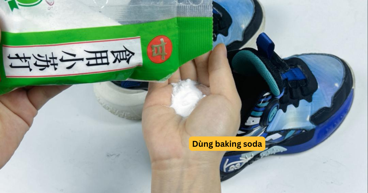 Hôm nay tôi phát hiện ra, chỉ cần rắc thứ này lên giày, mùi hôi “nặng đô” đến mấy cũng biến sạch sành sanh- Ảnh 2.
