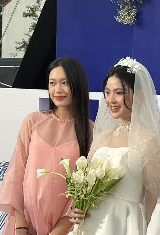 WAG thanh lịch Doãn Hải My và WAG thị phi Chu Thanh Huyền: Cuộc so kè không hồi kết phía sau sân cỏ- Ảnh 6.